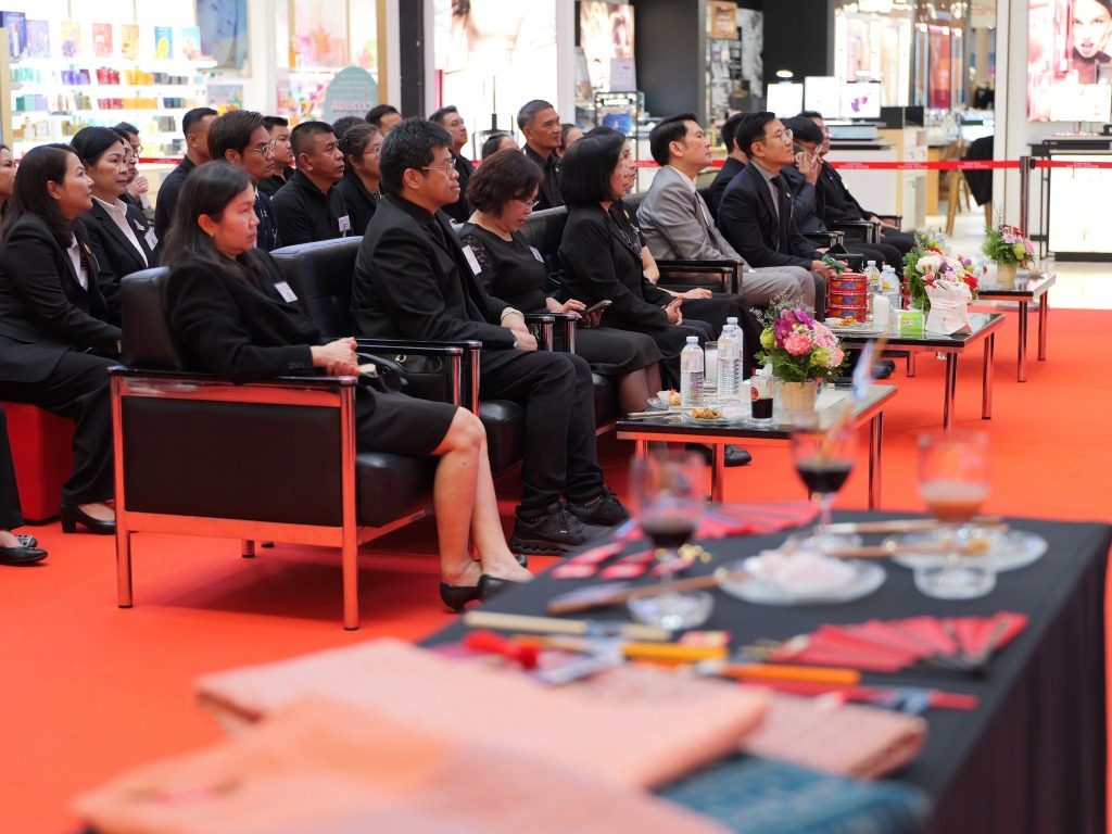 Silpakorn University Joins Nakhon Pathom to Launch "Im Jai Chinese Table," Pushing Food Soft Power to the Global Stage - 8