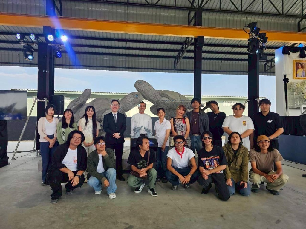 Silpakorn University and PTTEP Launch "Ocean for Life" Underwater Sculpture Project to Promote Eco-Tourism in Koh Tao - 7