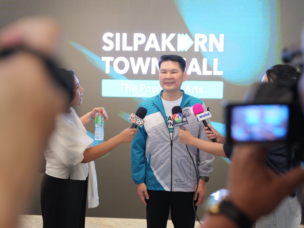 Silpakorn University Hosts "Silpakorn Town Hall" to Unveil 3-Year Milestones and Strategic Innovation Roadmap - 7